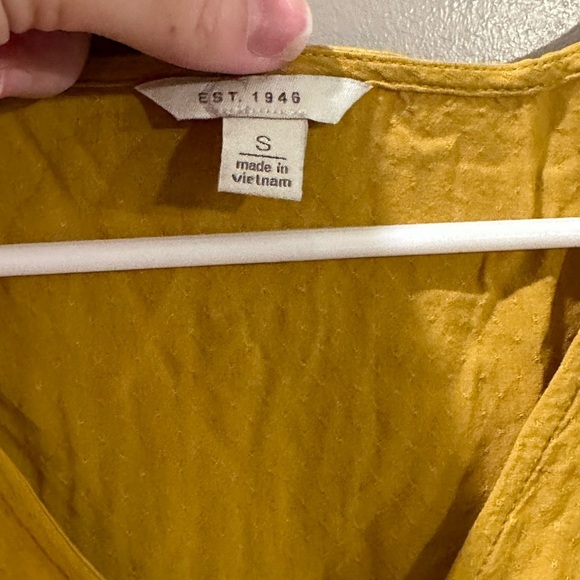 Sunflower yellow cropped blouse - Picture 3 of 7